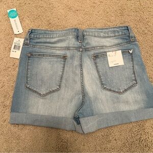 Vigoss Marley Mid-Rise Shorts Light Wash Cuffed 29